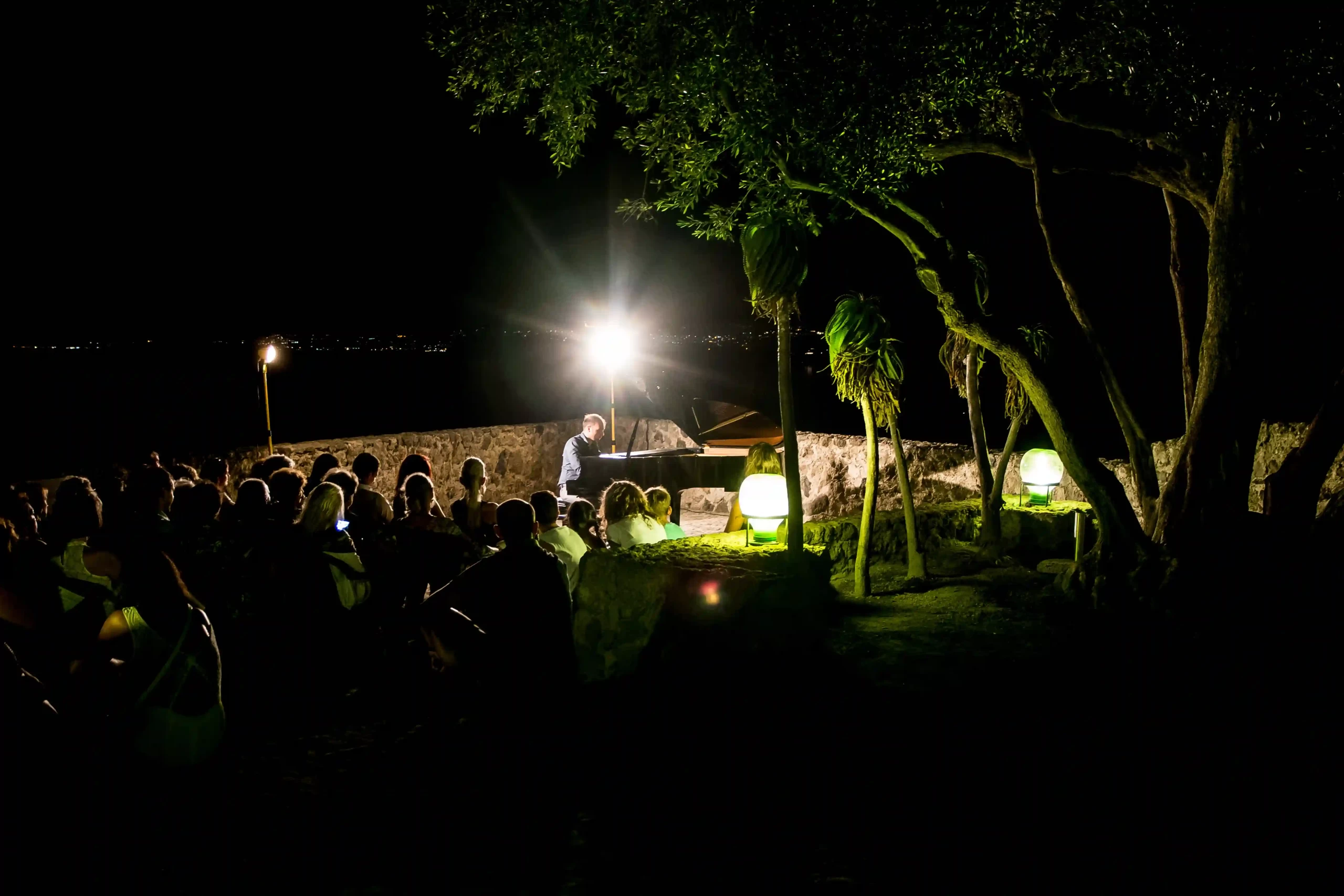 terrazzo-castello-aragonese-ischia-concerto-christian-salerno