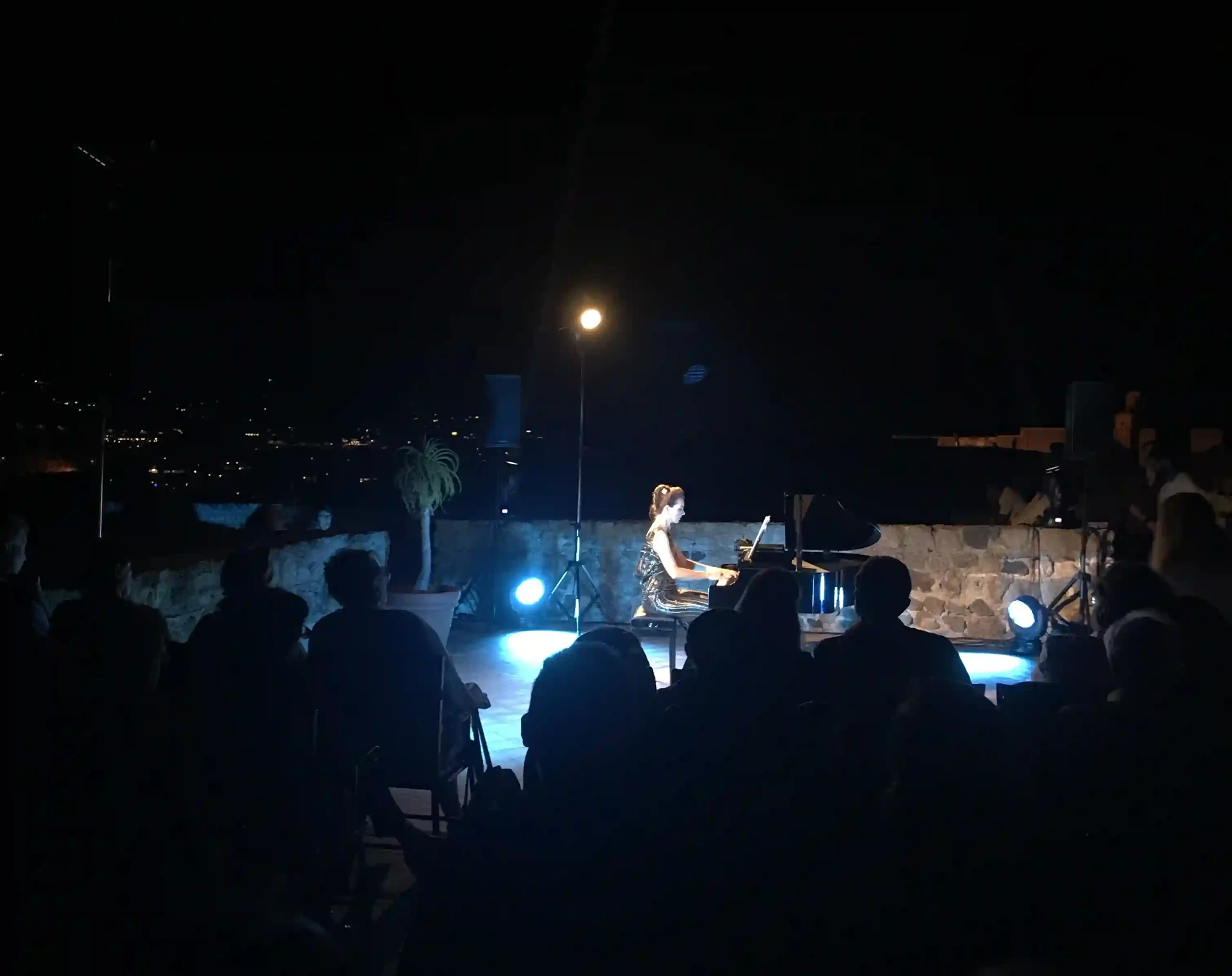 terrazzo-castello-aragonese-ischia-concerto-diana-rotari-casa-del-sole