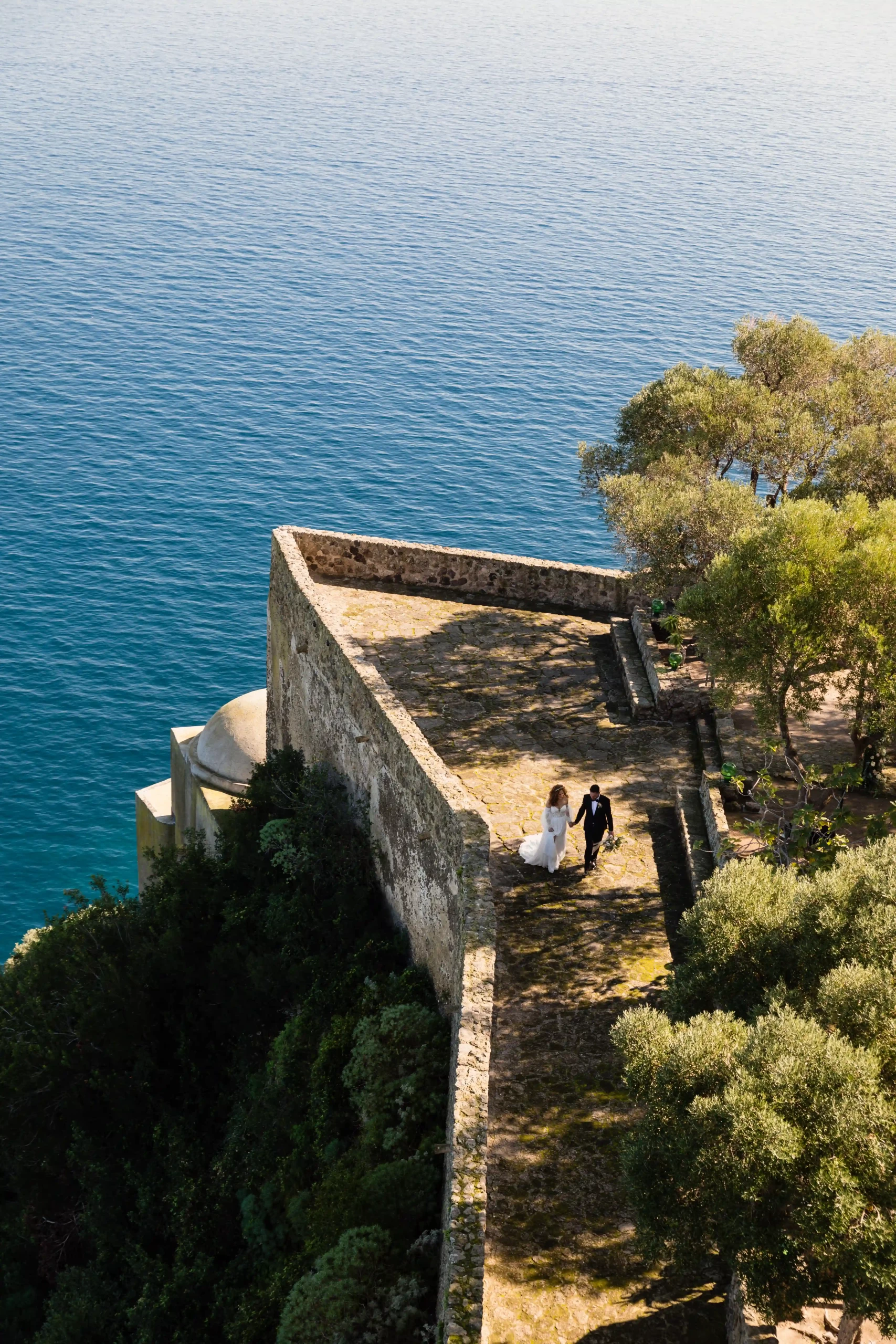terrazzo-castello-aragonese-ischia-wedding-terrazzo-ulivi-sposi